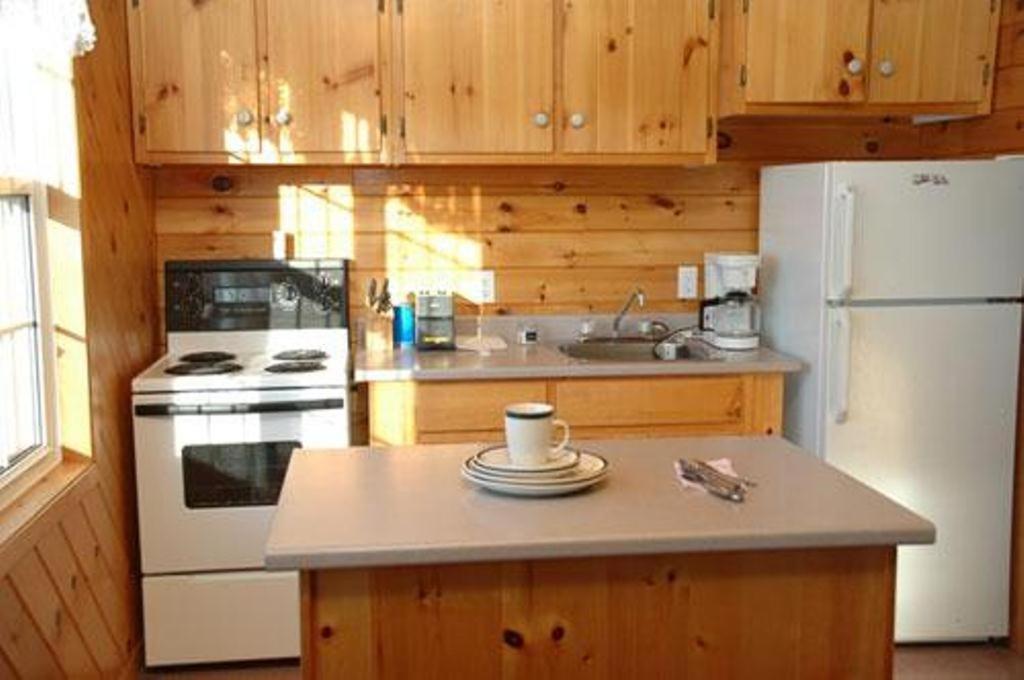 Sea'Scape Cottages Bayfield Ruang foto