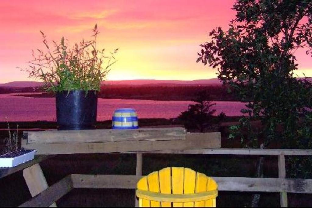 Sea'Scape Cottages Bayfield Bagian luar foto